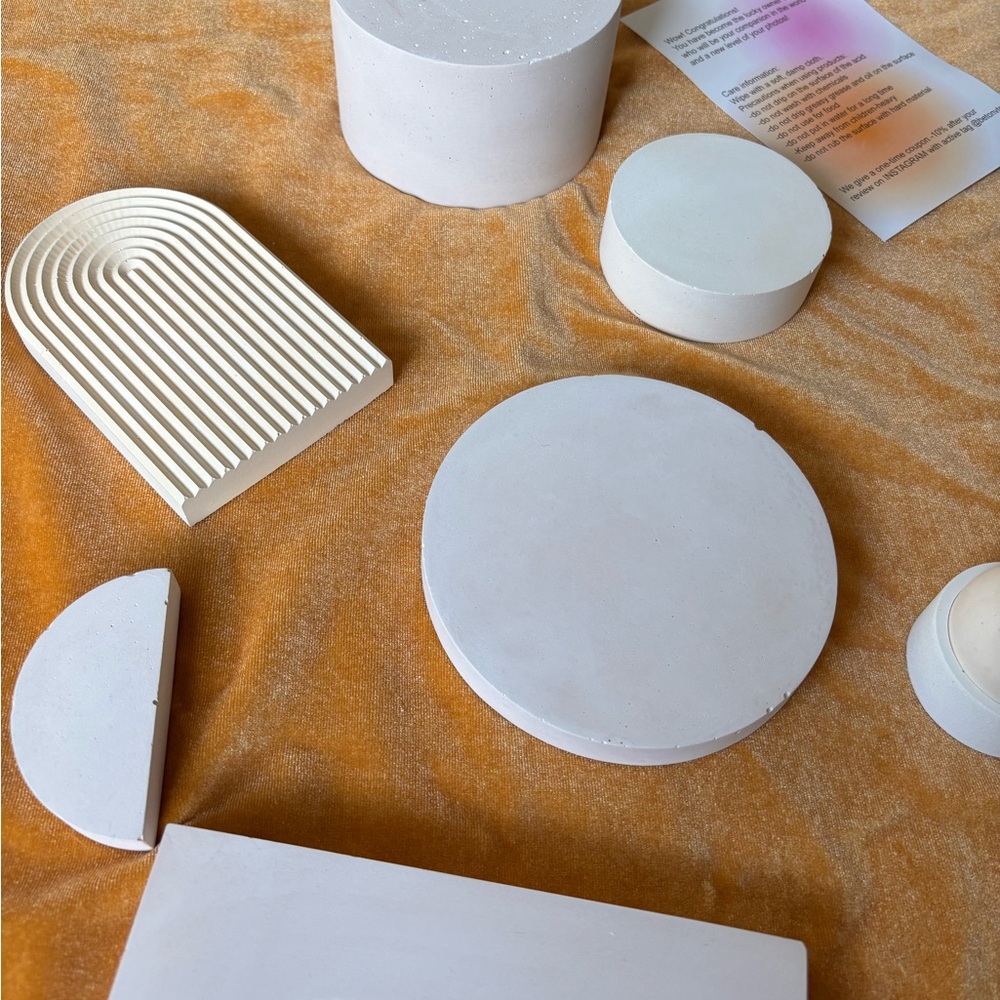 White Geometric Props - Picture 4 of 4